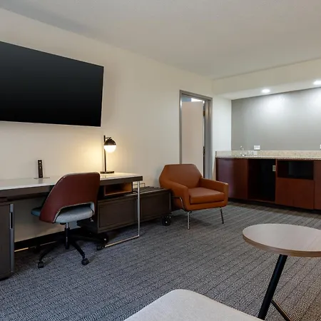 Courtyard By Marriott North Charleston Airport Coliseum Hotel Exterior photo