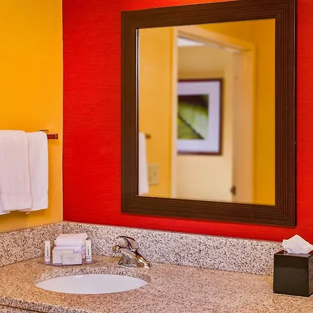 Courtyard By Marriott North Charleston Airport Coliseum Hotel Exterior photo