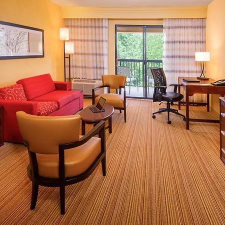 Courtyard By Marriott North Charleston Airport Coliseum Hotel Exterior photo