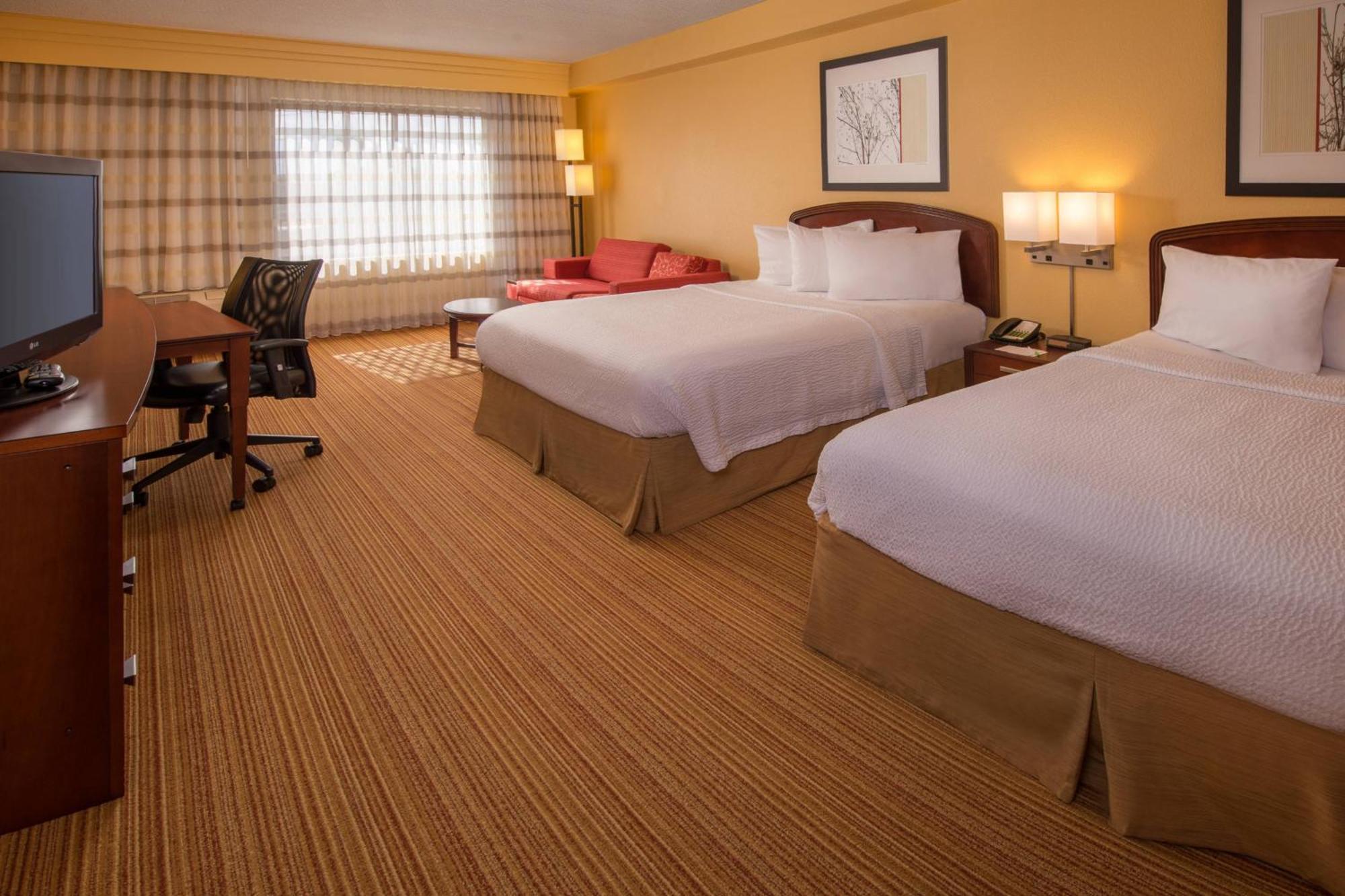 Courtyard By Marriott Airport Coliseum Hotel North Charleston