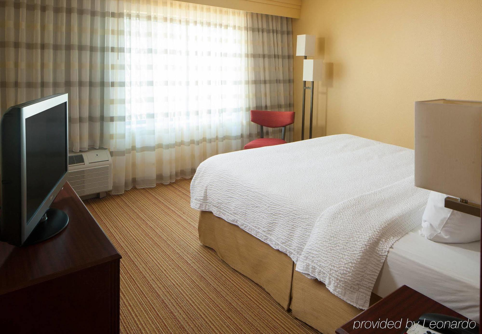 Courtyard By Marriott Airport Coliseum Hotel North Charleston
