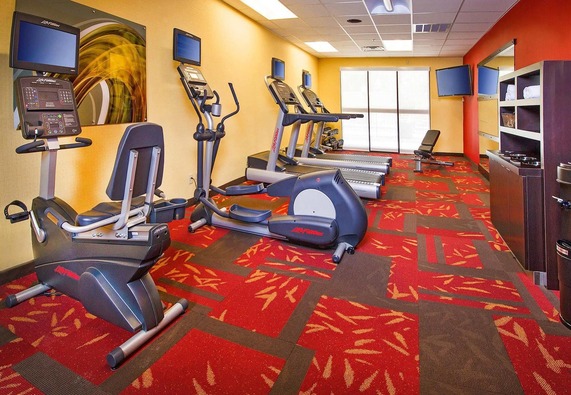 Hotel Courtyard By Marriott Airport Coliseum